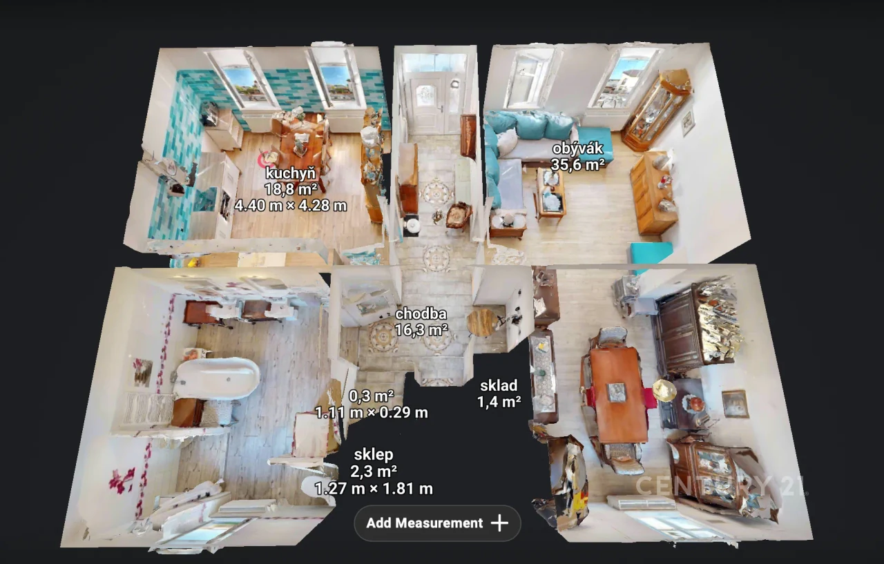 Přízemí ve 3D řezu s plochami místností (Matterport)