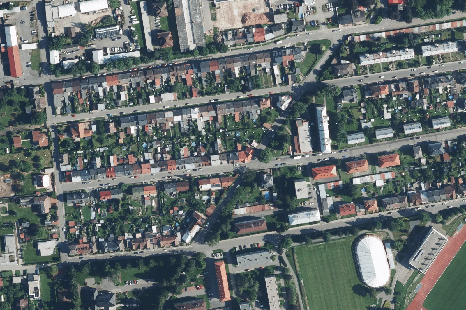 Letecký snímek okolí domu, Svitavy, 2024